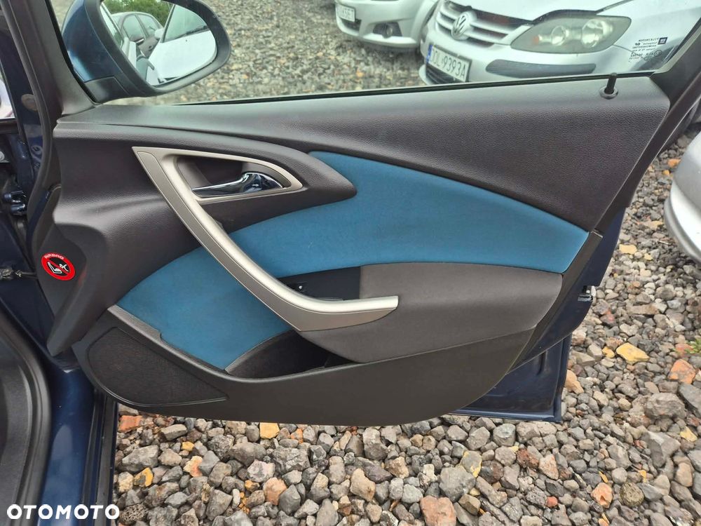 Opel Astra 1.6 Essentia - 17