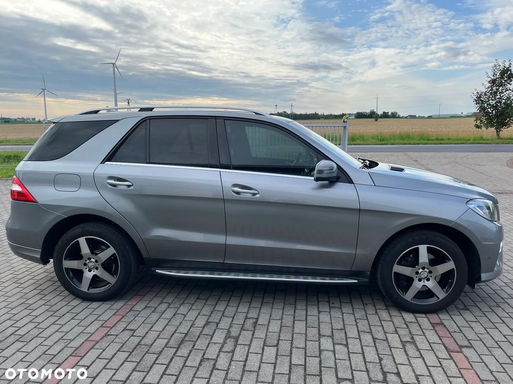Mercedes-Benz ML - 4