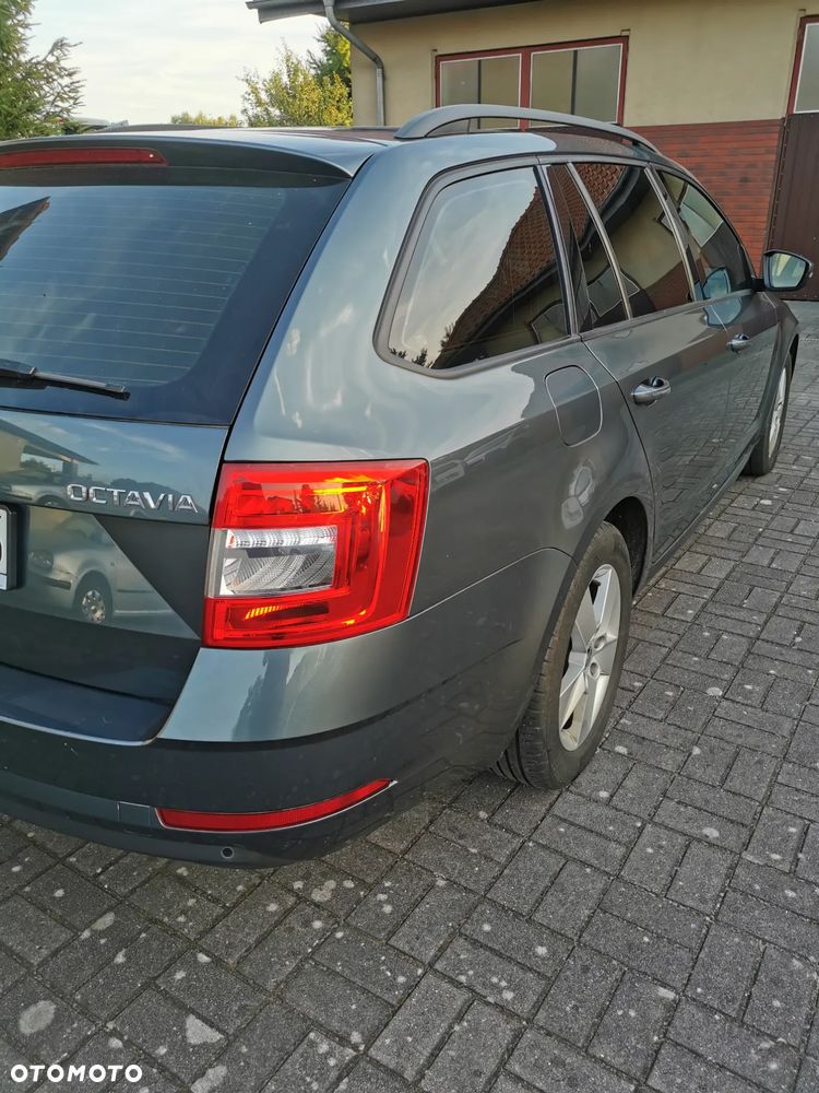 Skoda Octavia 1.6 TDI Ambition - 14