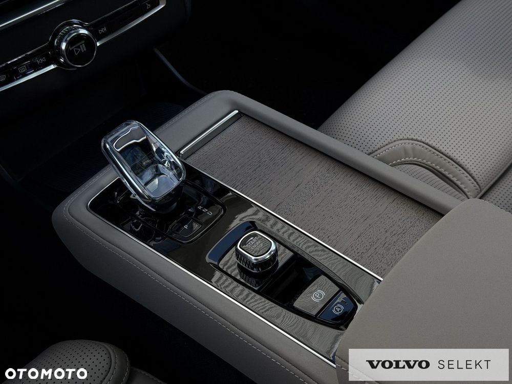Volvo XC 90 - 28