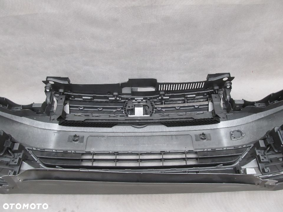 Zderzak przedni VW Polo 2G 17 - 22 Pdc-4  Lakier LA7W - 18