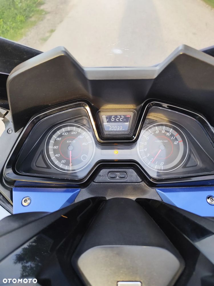 Honda NSS - 8