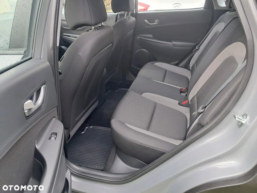 Hyundai Kona - 14