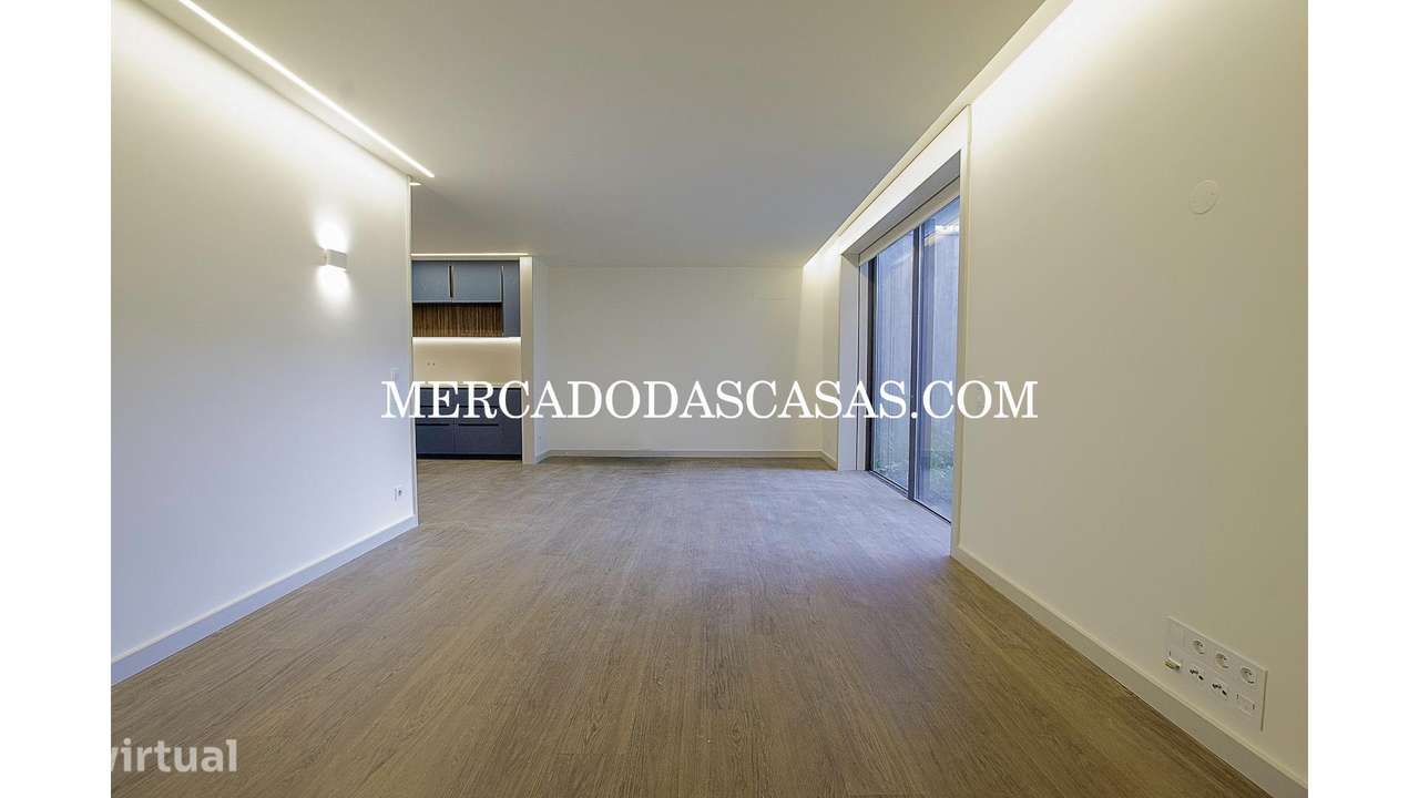 Apartamento T2 em Espinho c/varanda e box - Grande imagem: 3/19