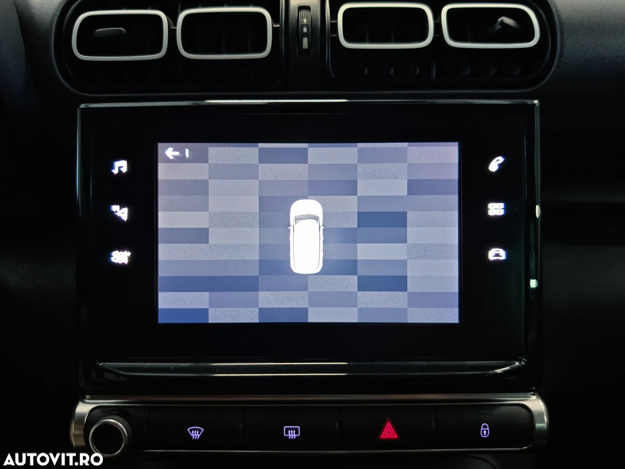Citroën C3 AIRCROSS 1.2 PureTech S&S EAT6 Shine - 18