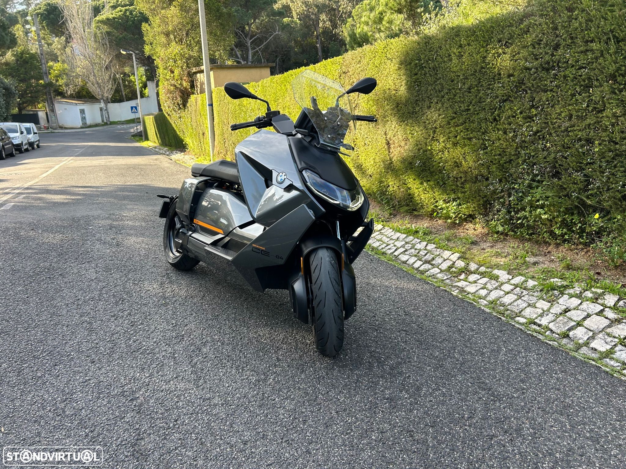 BMW CE 04 - 1