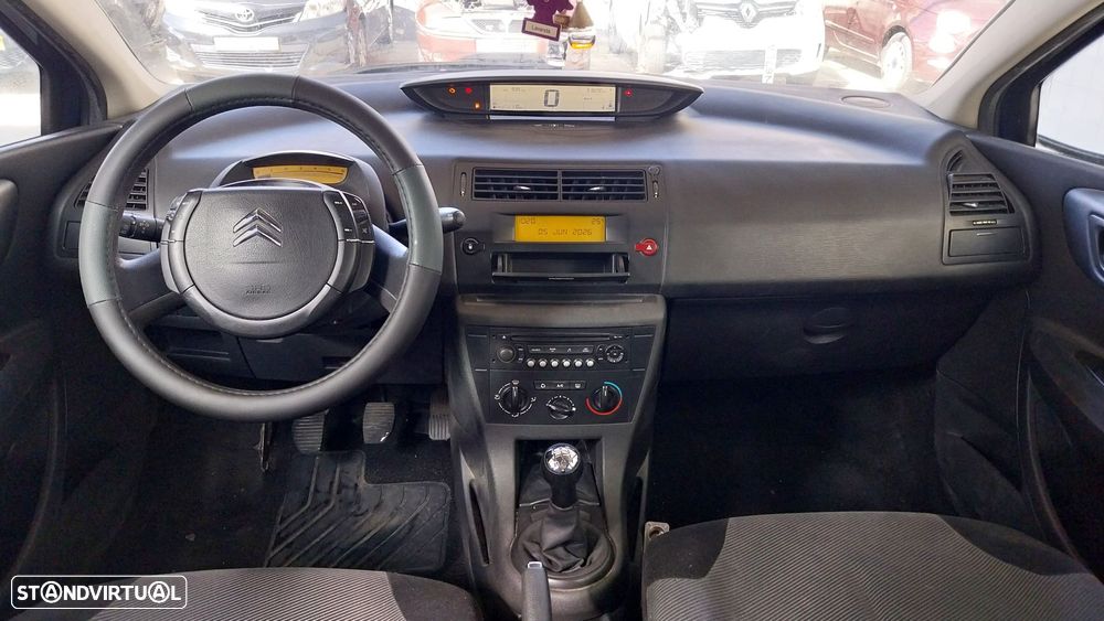 Citroën C4 1.6 HDi SX - 12