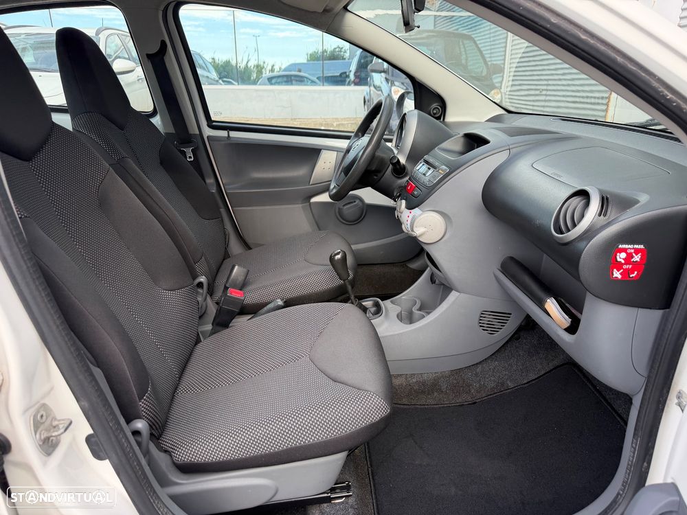 Toyota Aygo 1.0 Power Pack+AC - 26