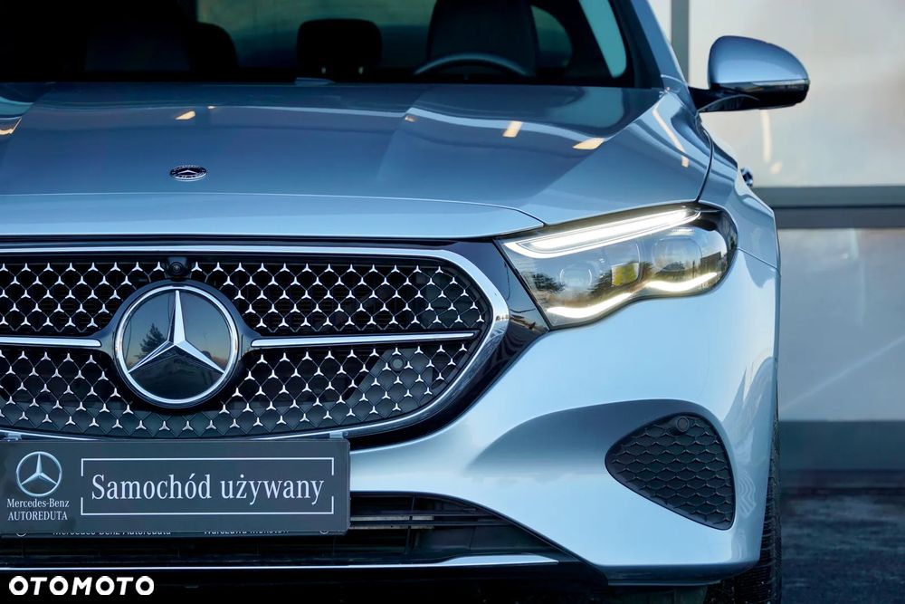 Mercedes-Benz Klasa E 200 4Matic 9G-TRONIC Edition AVANTGARDE - 12