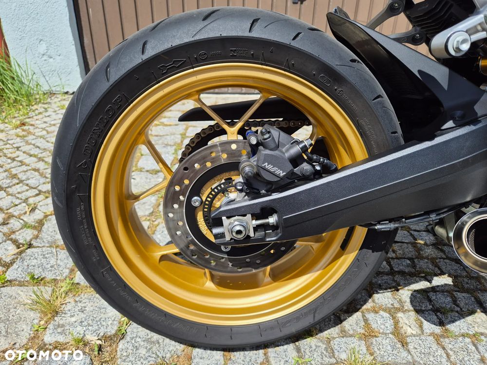 Honda CB - 22