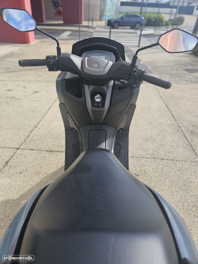Yamaha NMAX - 6