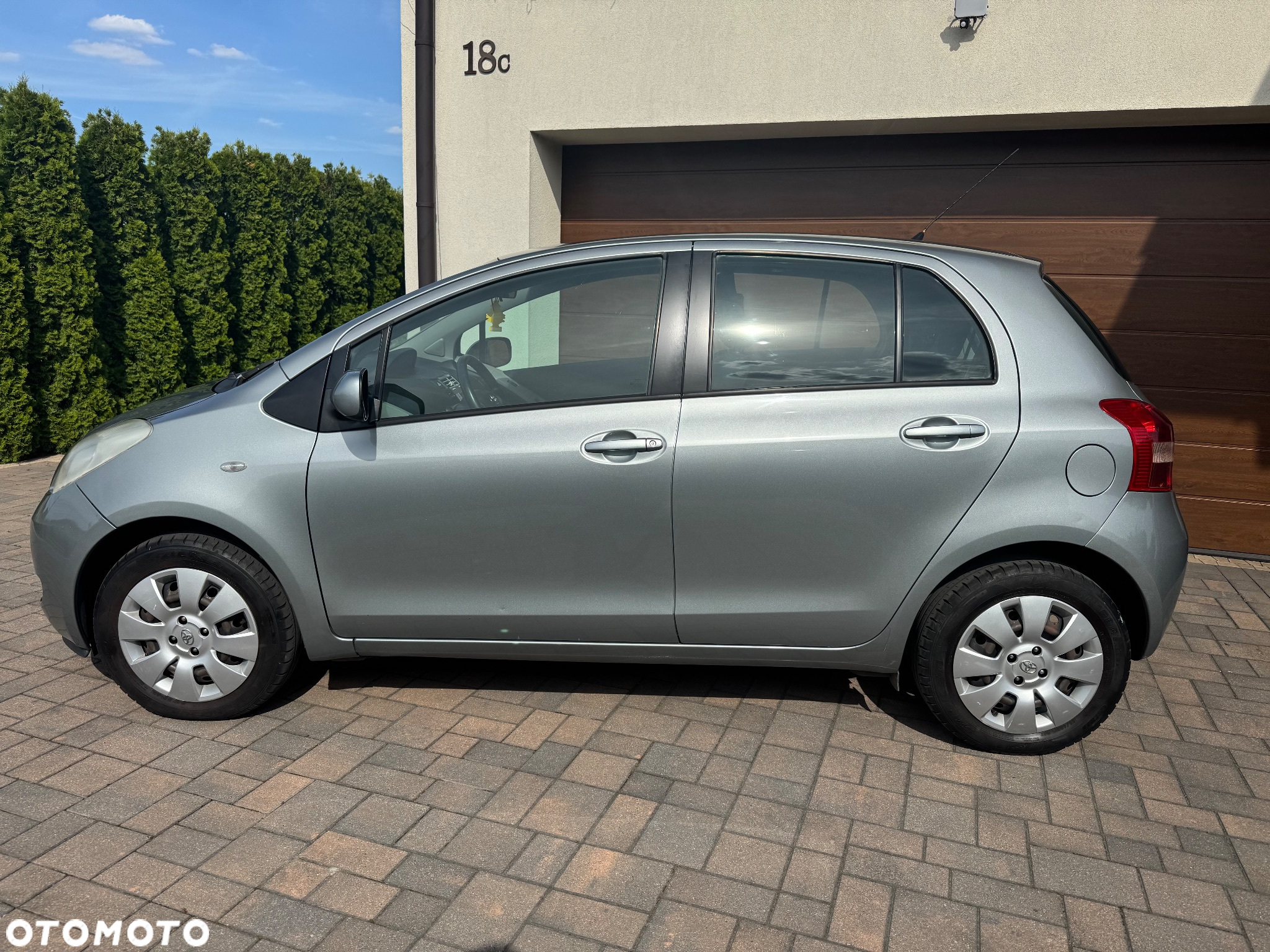 Toyota Yaris 1.3 VVT-i Luna - 3