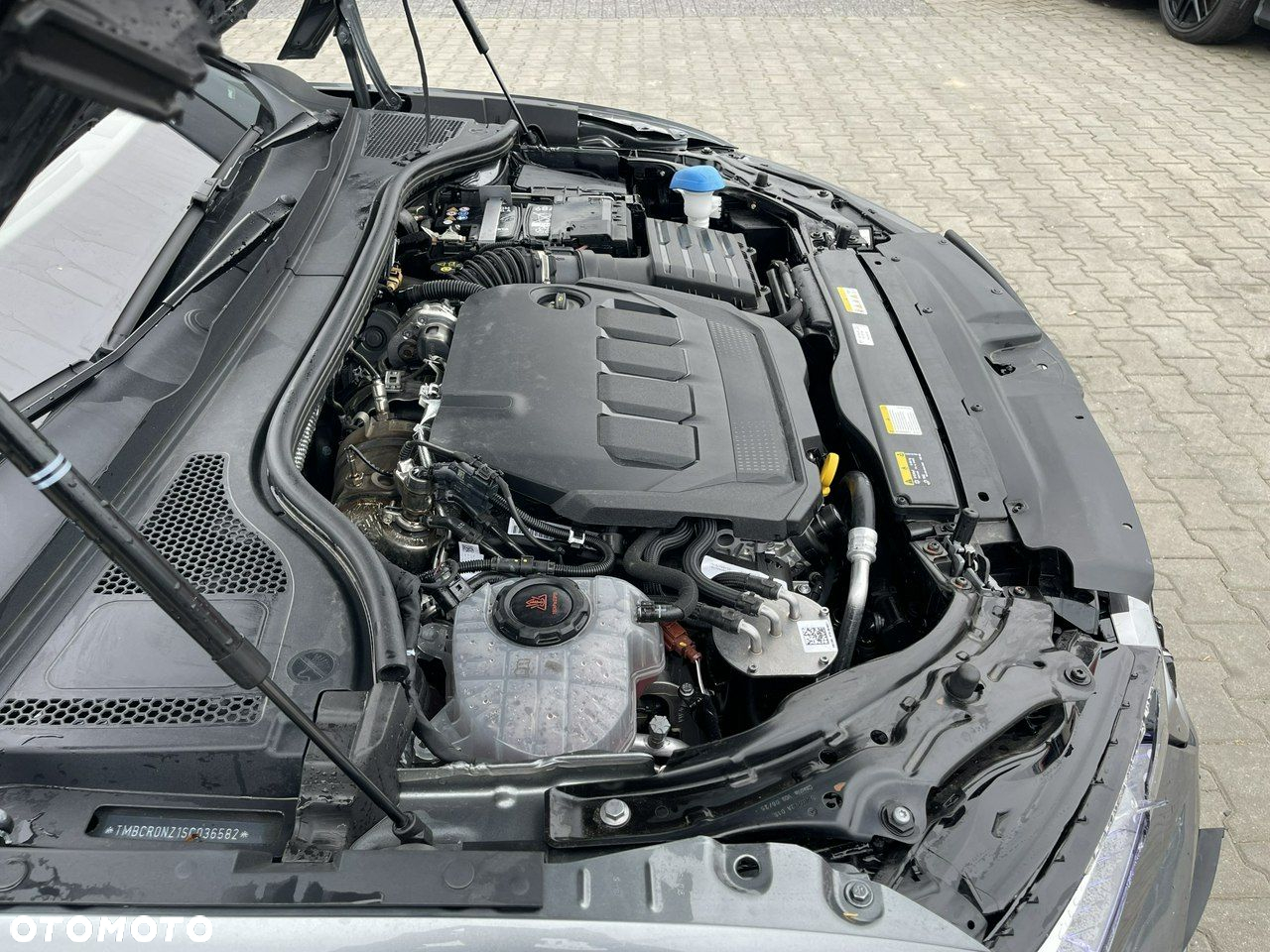 Skoda Superb 2.0 TDI SCR 4x4 L&K DSG - 16
