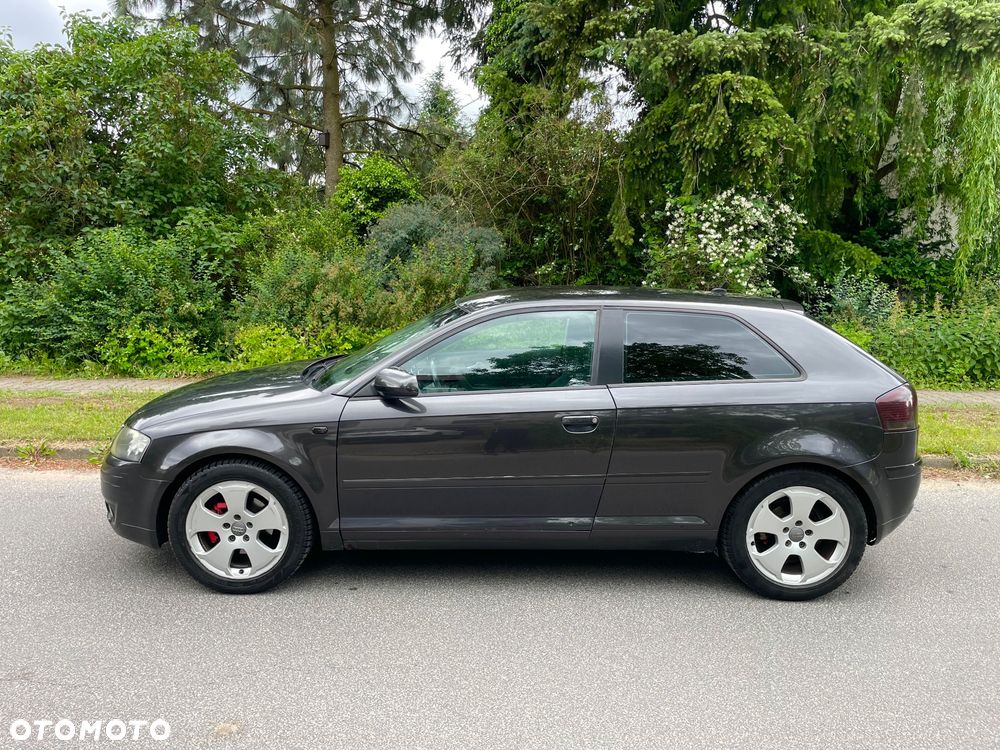 Audi A3 3-drzwiowe 1.6 Ambiente - 2