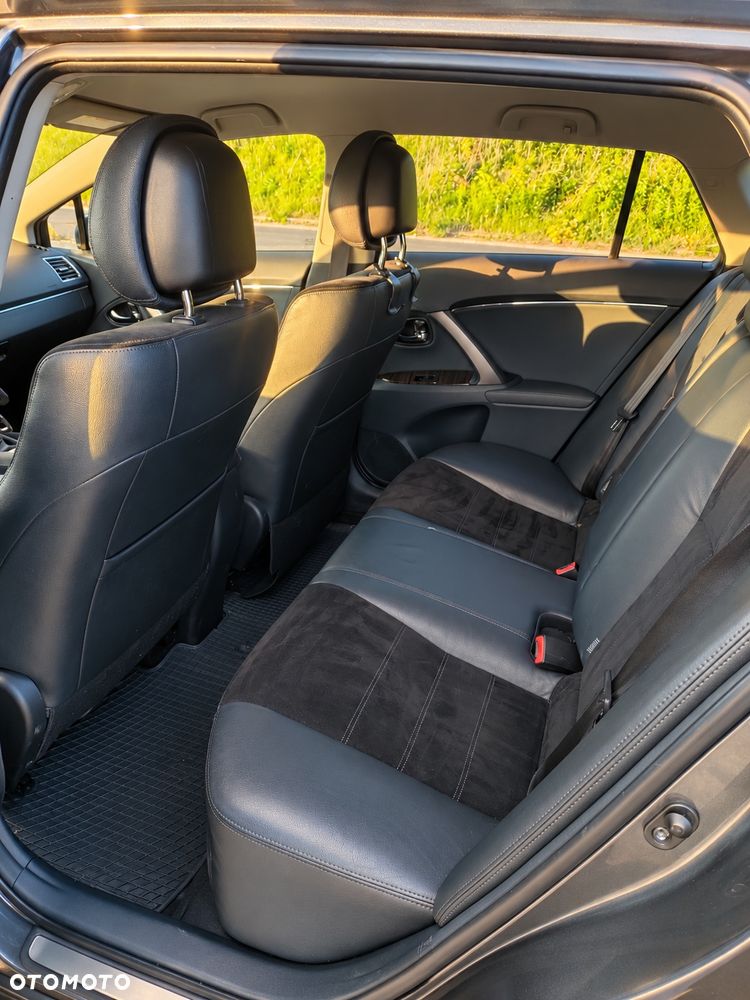 Toyota Avensis - 7