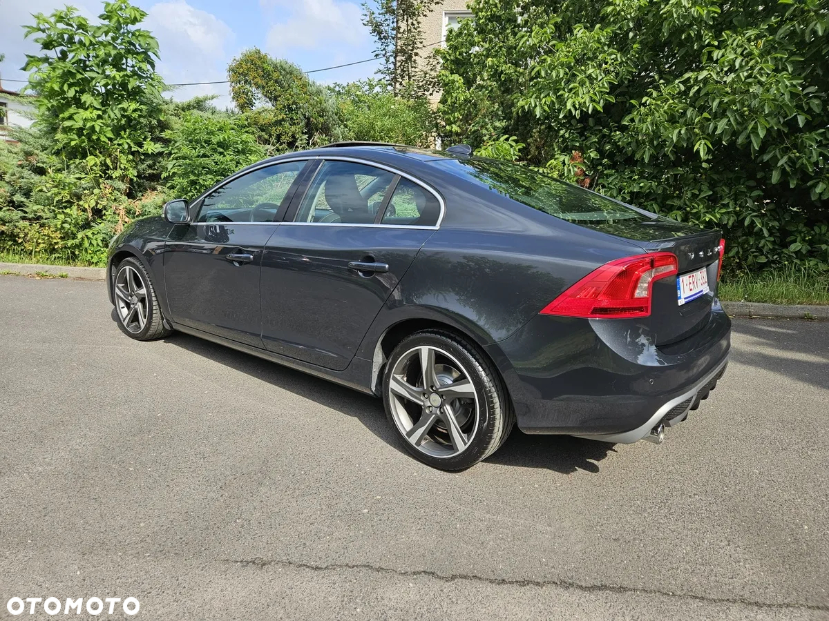 Volvo S60 D3 R-Design - 34