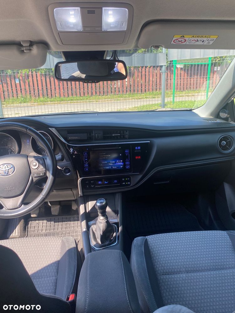 Toyota Auris 1.2 Turbo Edition-S - 8