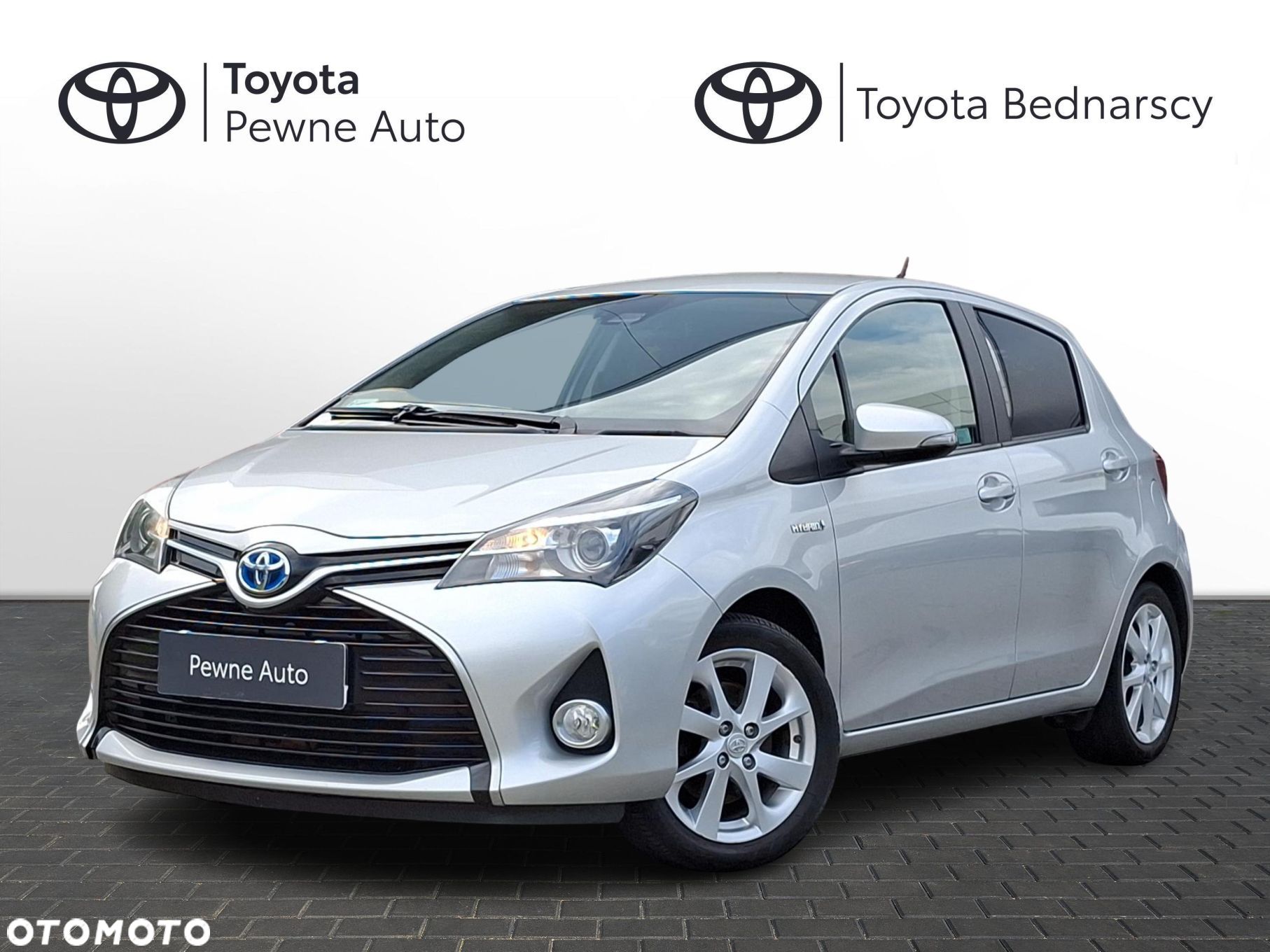 Toyota Yaris Hybrid 100 Life - 1