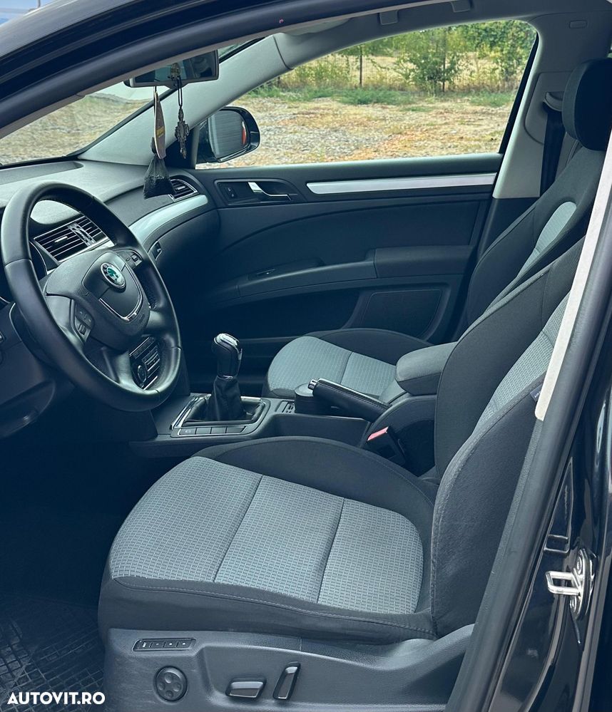 Skoda Superb 2.0 TDI Elegance - 7