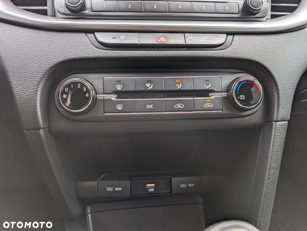 Kia Ceed 1.0 T-GDI M - 13