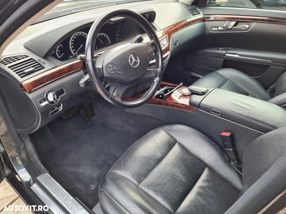 Mercedes-Benz S 350 BlueTEC DPF 4Matic 7G-TRONIC - 7