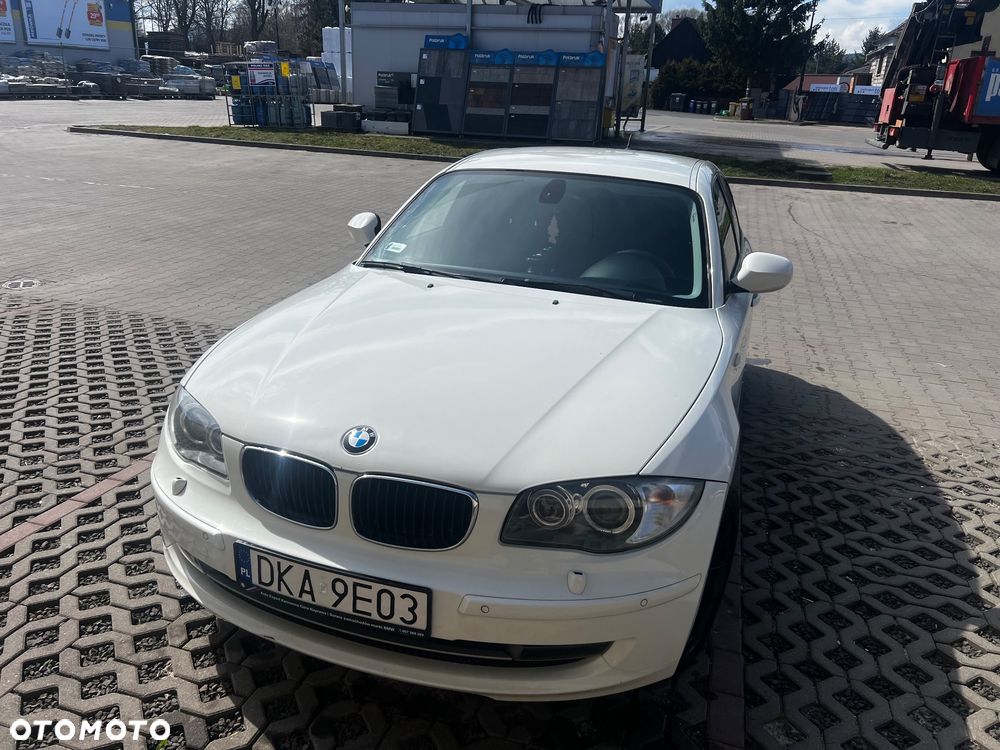 BMW Seria 1 118d - 4