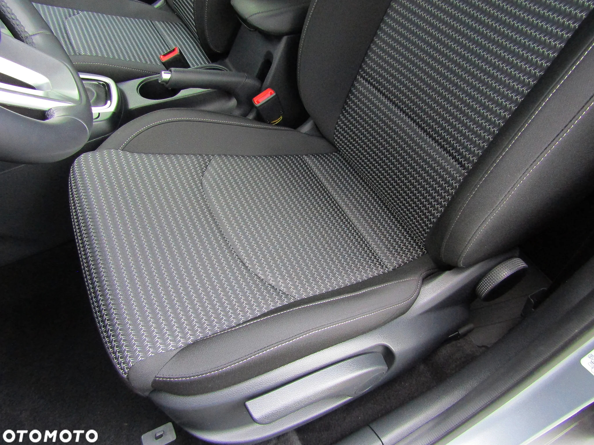 Kia XCeed 1.5 T-GDI M DCT - 24