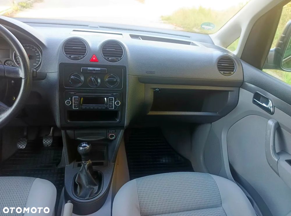 Volkswagen Caddy - 15