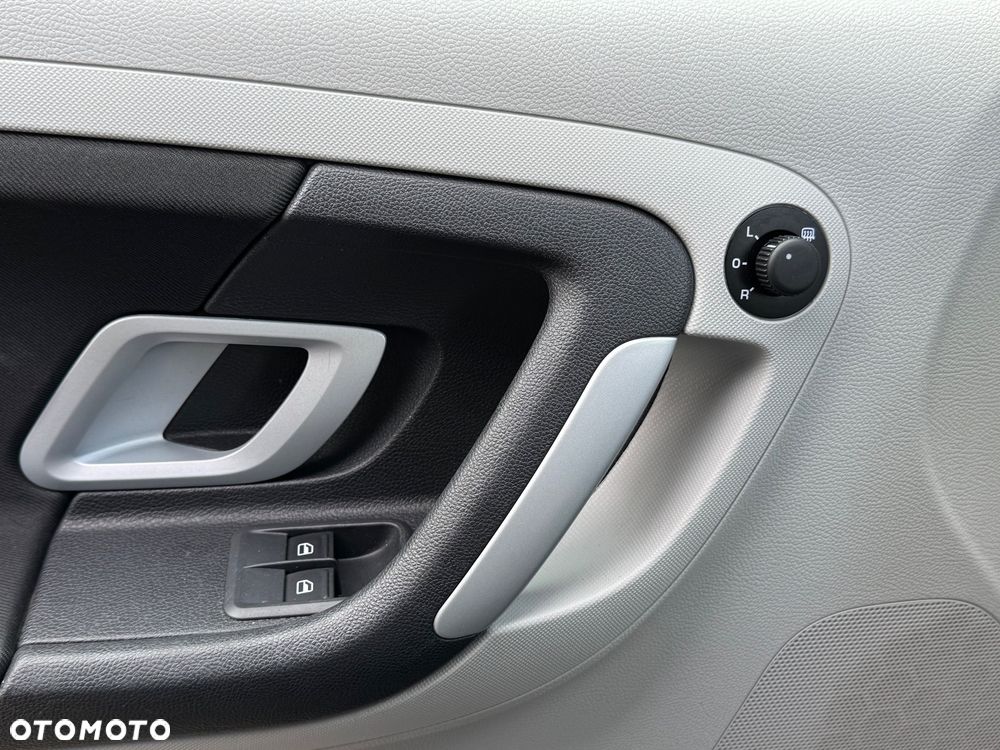 Skoda Fabia - 10