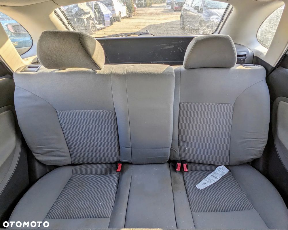 Seat Ibiza III 1.2 benz 47kw 2002 L57W na części - 7