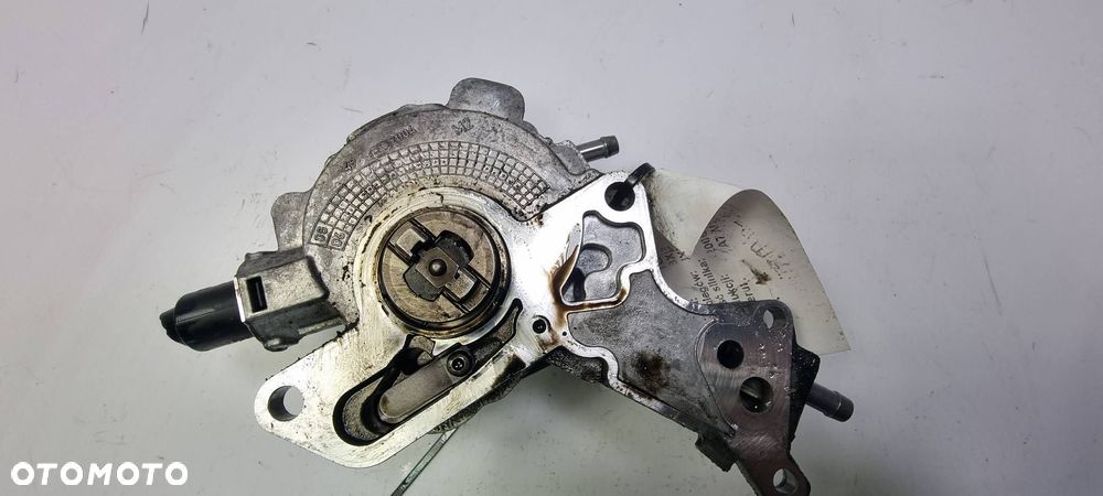 POMPA VACUM VOLKSWAGEN TOURAN 038145209H - 4