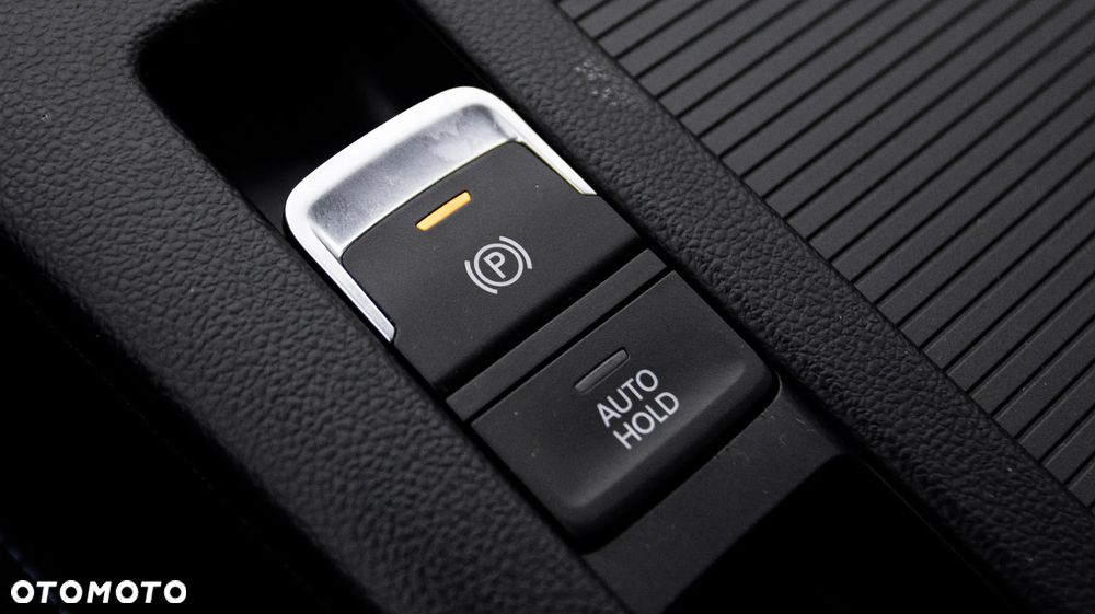Volkswagen Passat 1.4 TSI Plug-In Hybrid GTE DSG - 25