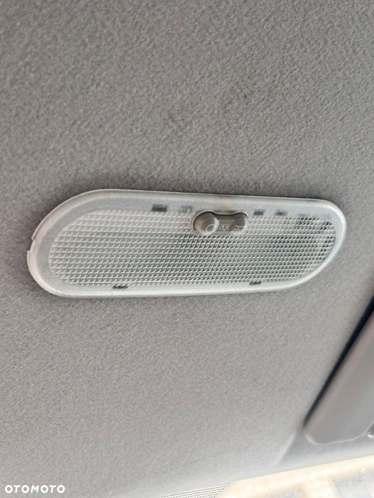 Lampka podsufitki Nissan Micra K12 - 1