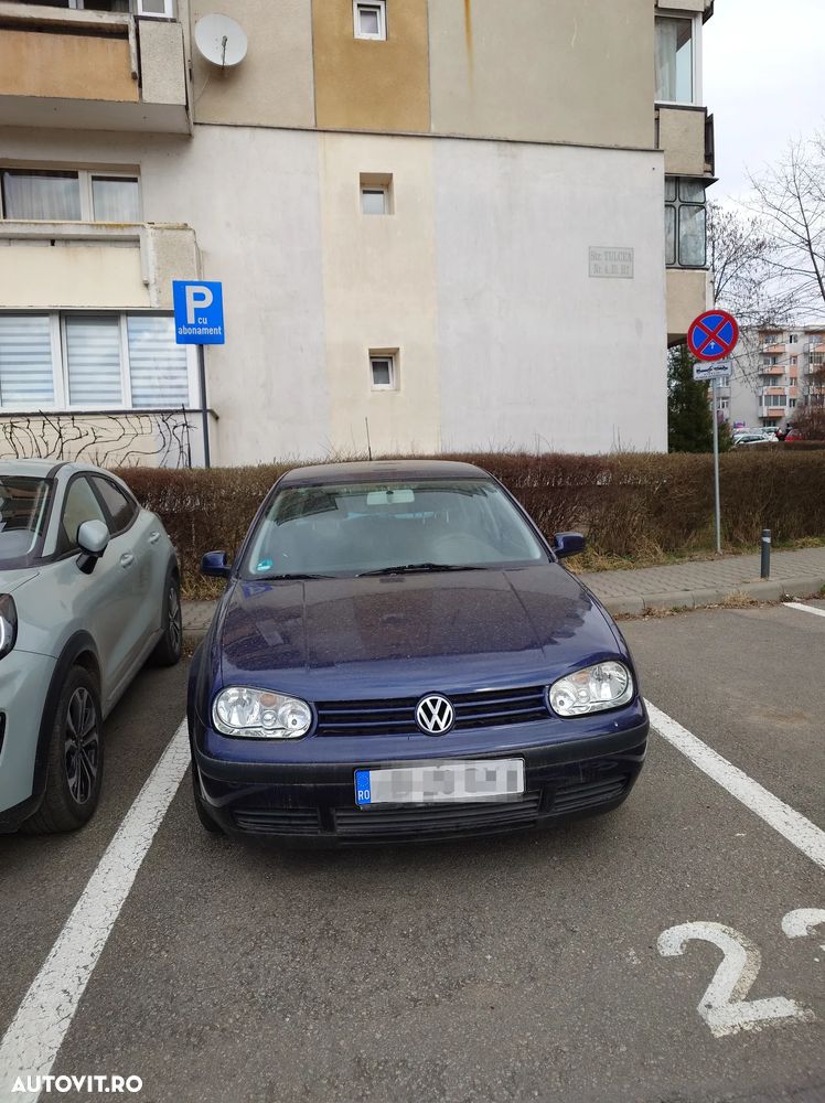Volkswagen Golf 1.4 - 4