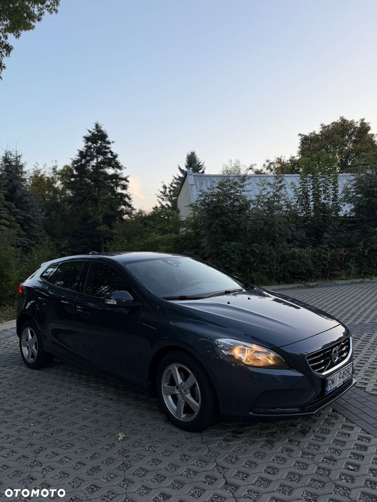 Volvo V40 D2 - 3