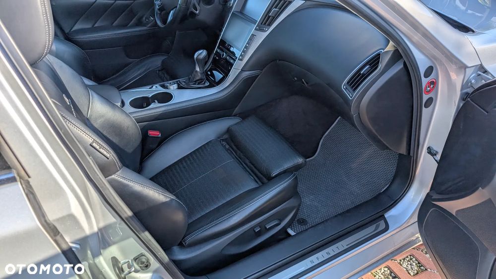 Infiniti Q50 Q50S Hybrid Sport Tech AWD - 18