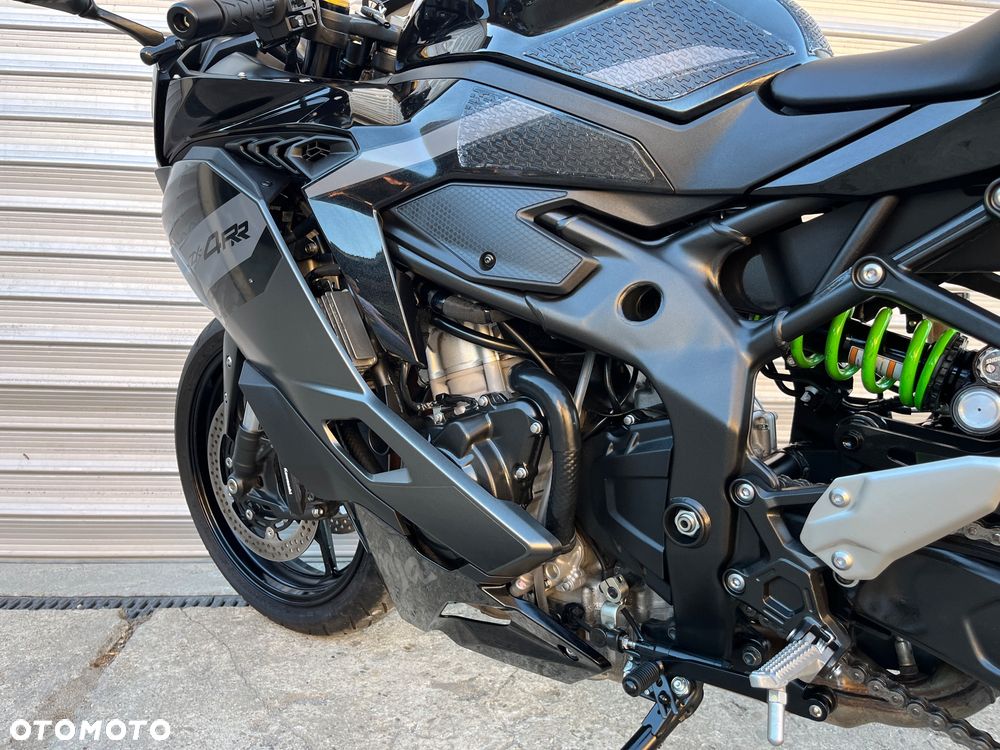 Kawasaki Ninja 400 - 11
