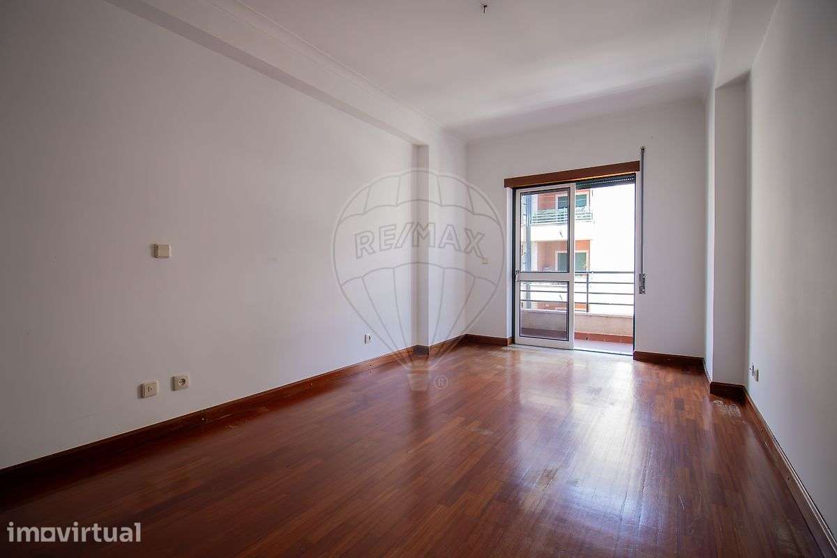 Apartamento T2 para arrendamento - Grande imagem: 3/23