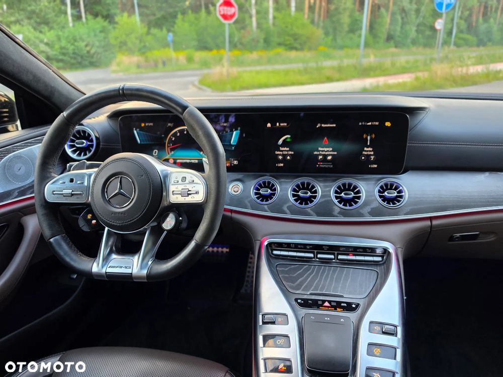 Mercedes-Benz AMG GT 53 4Matic+ 4D Speedshift TCT 9G - 29