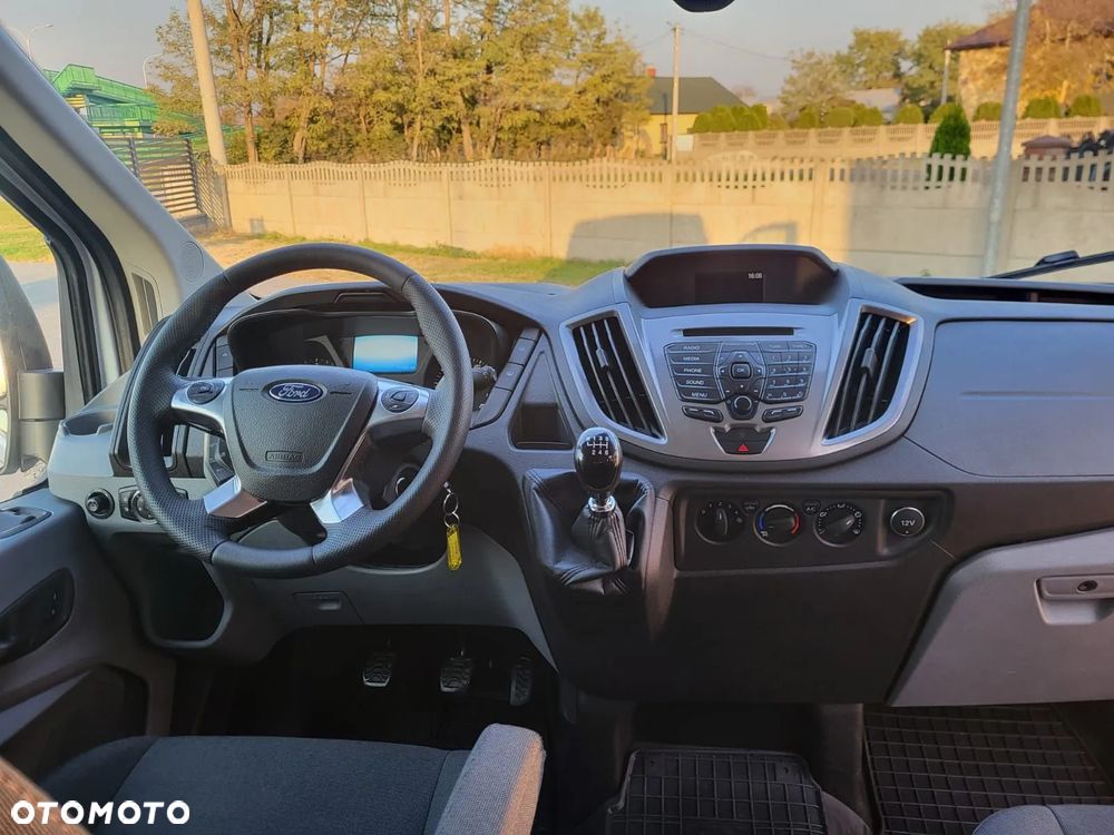 Ford Transit - 10