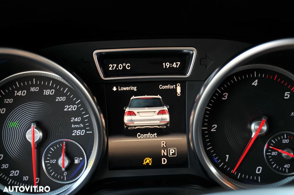 Mercedes-Benz GLE - 29