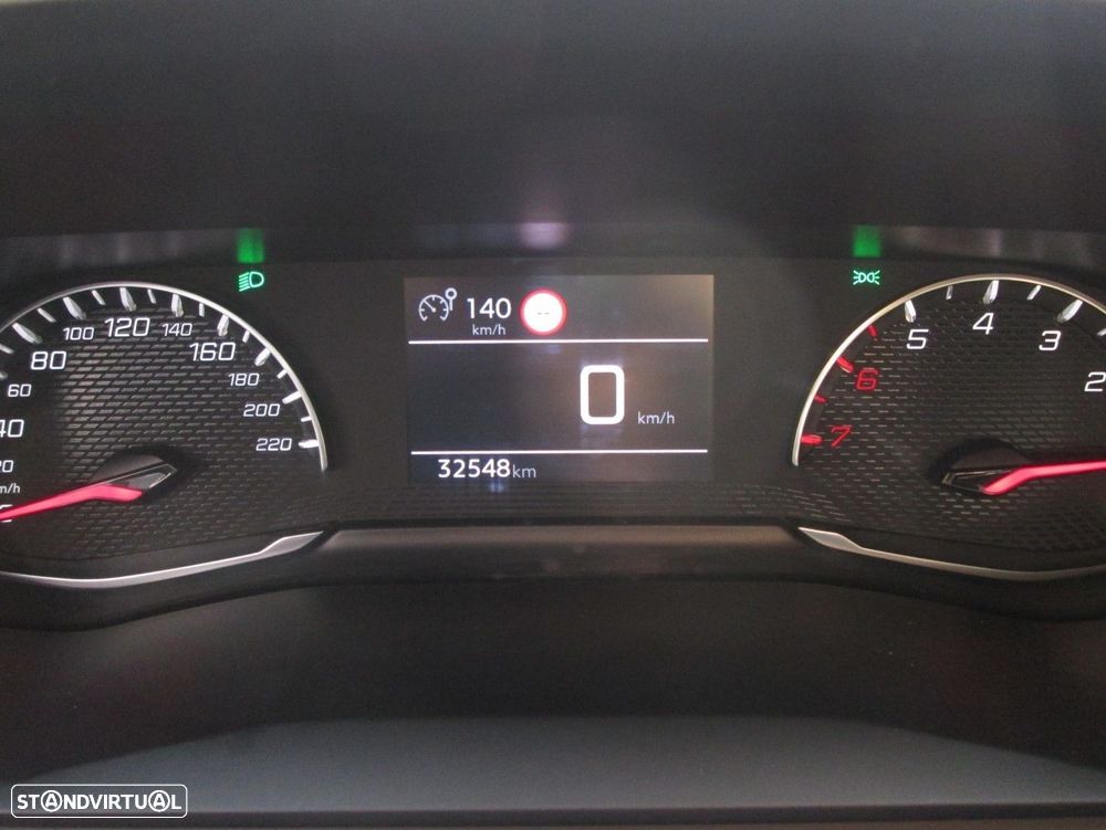 Peugeot 2008 1.2 PureTech Active - 41