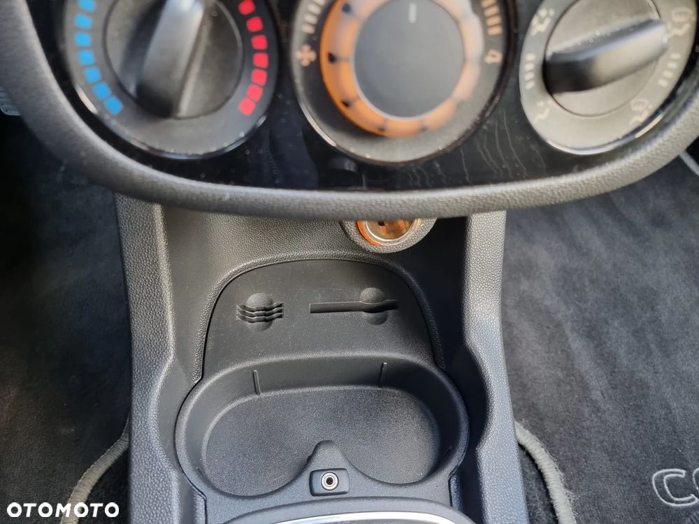 Opel Corsa 1.4 16V Innovation - 28