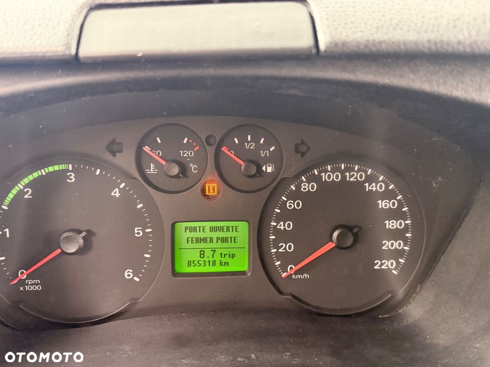 Ford Transit - 26