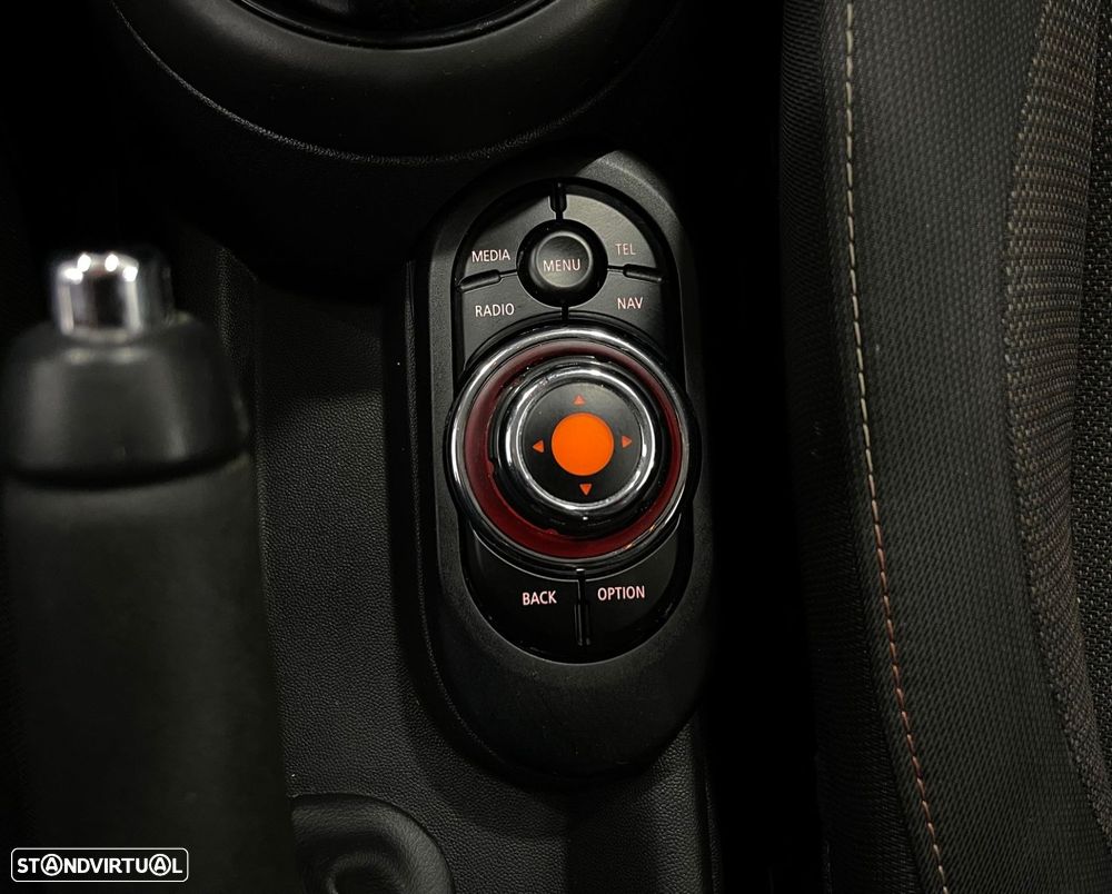 MINI 5 Portas One D - 45