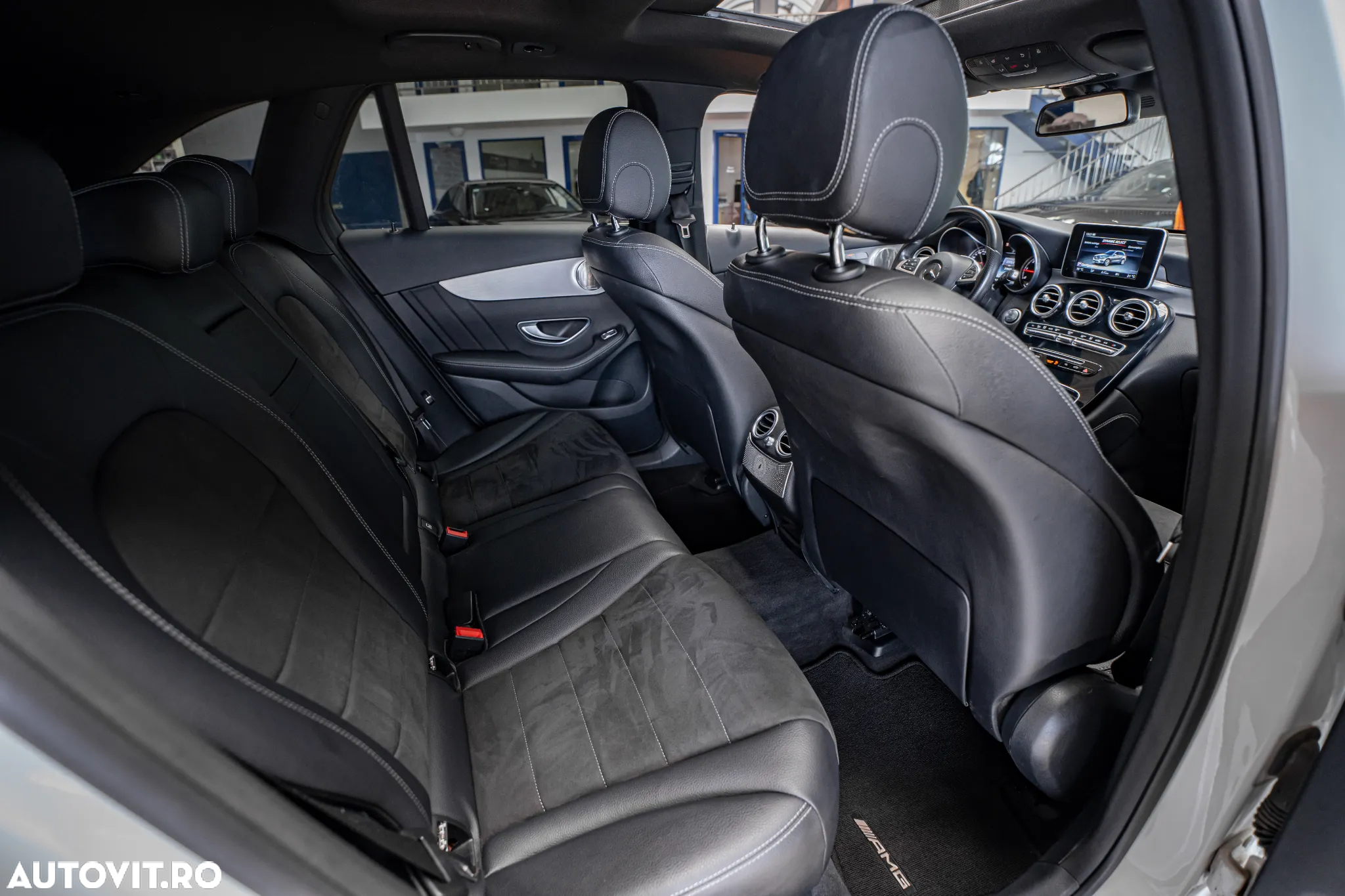 Mercedes-Benz GLC 220 d 4Matic 9G-TRONIC AMG Line - 8