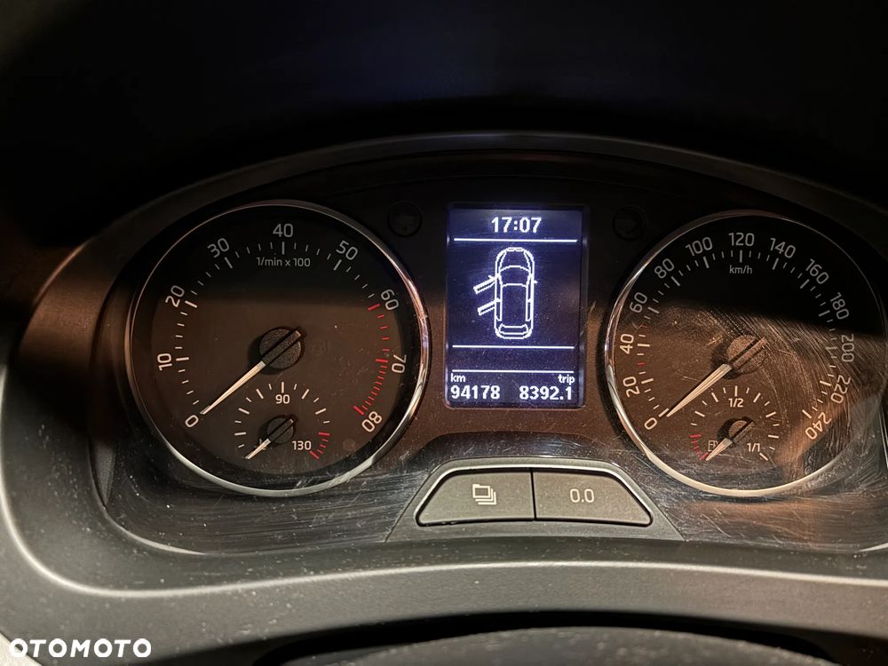 Skoda RAPID Spb 1.2 TSI Ambition - 13