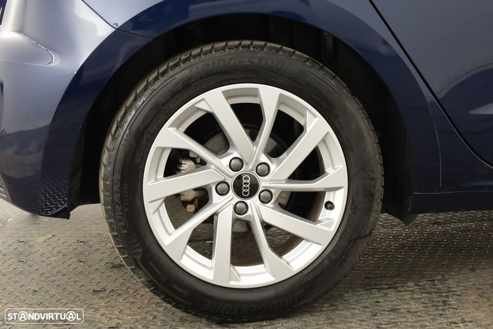 Audi A1 Sportback 30 TFSI Advanced S tronic - 5