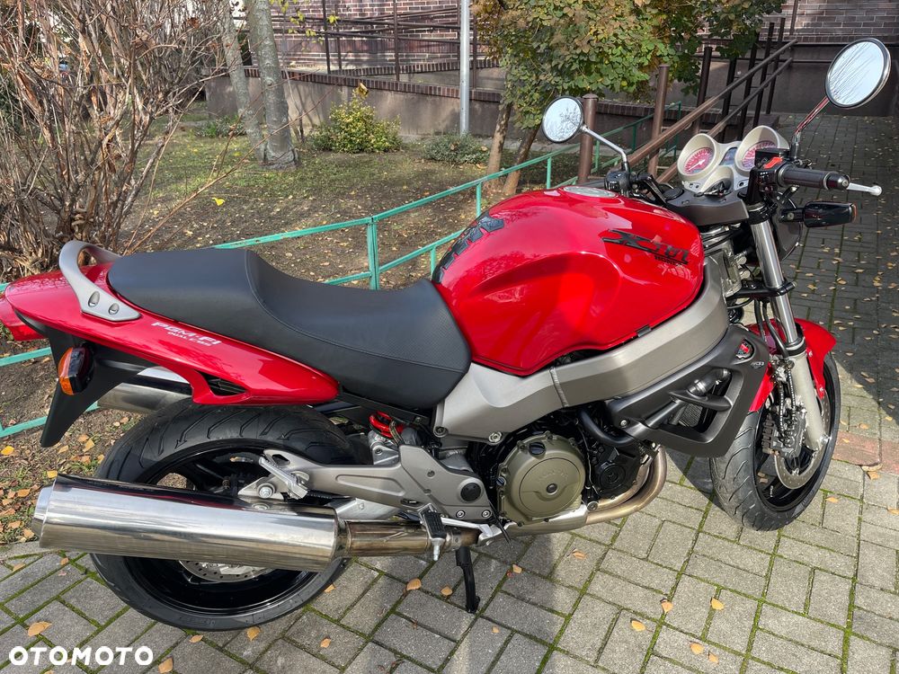 Honda X11 - 35
