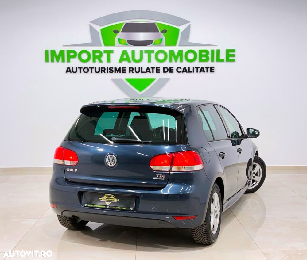 Volkswagen Golf 1.6 TDI DPF BlueMotion - 14